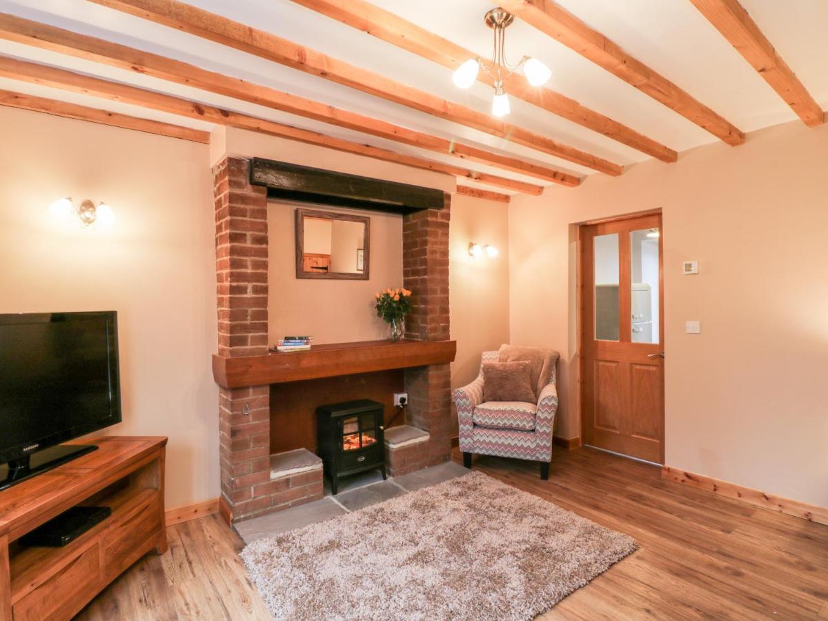 Barnaby Cottage Ярм Екстериор снимка