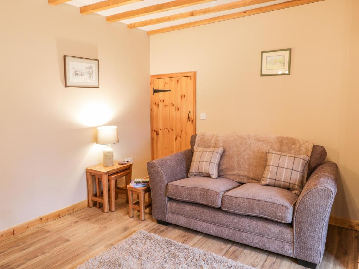 Barnaby Cottage Ярм Екстериор снимка